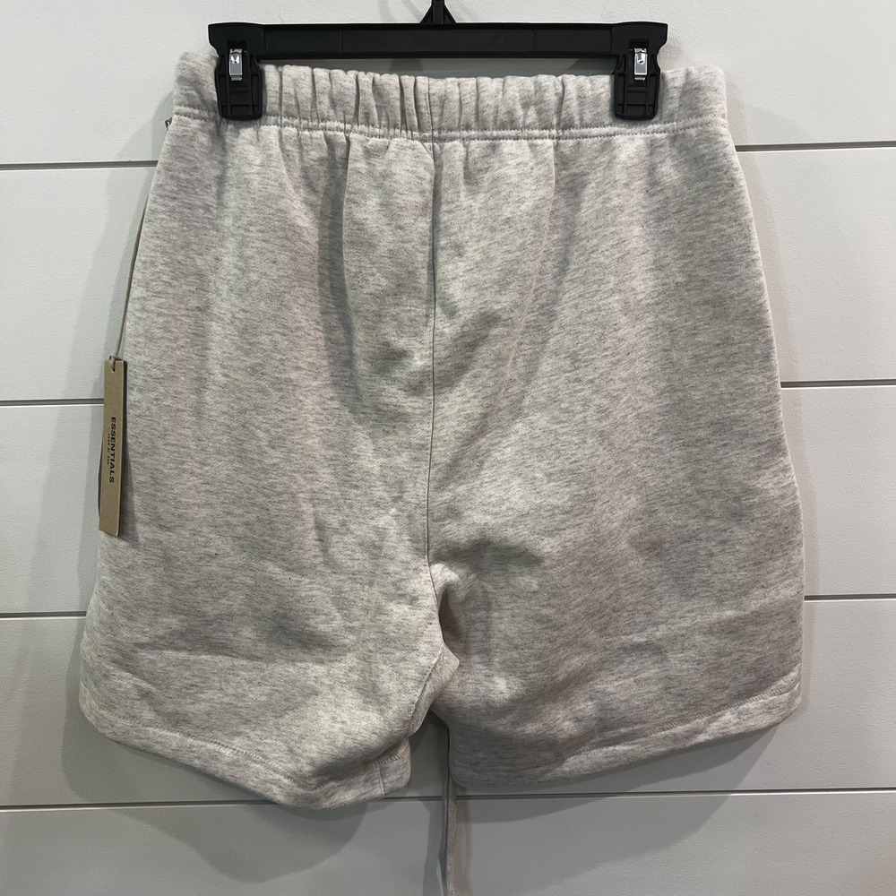 Essentials Fear of God Men's Gray Sweat Shorts Drawstring Elastic Waist Logo - Picture 2 of 10